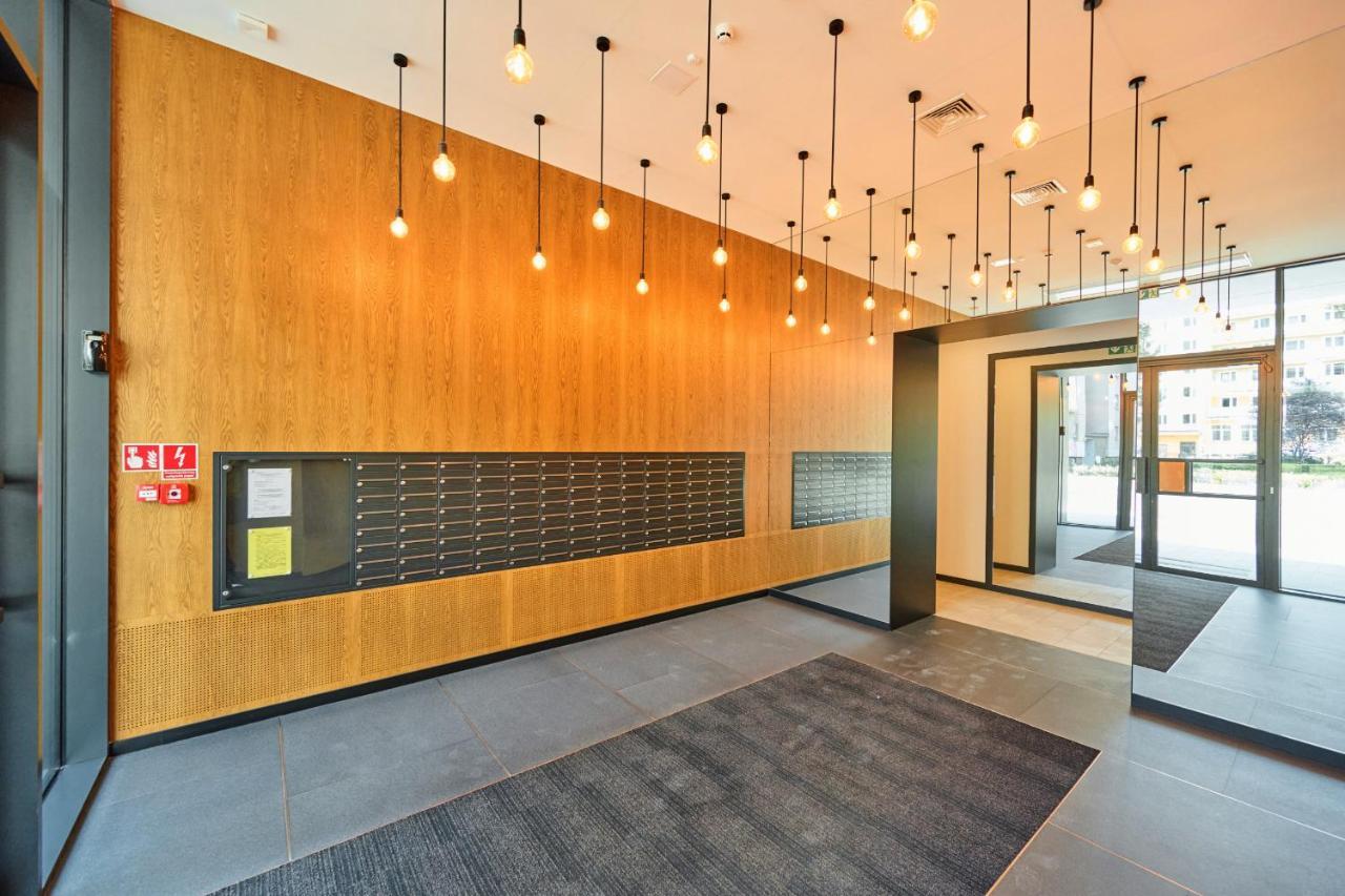 Nowoczesny Apartament Z Balkonem I Parkingiem W Centrum Wroclawia By Noclegi Renters מראה חיצוני תמונה