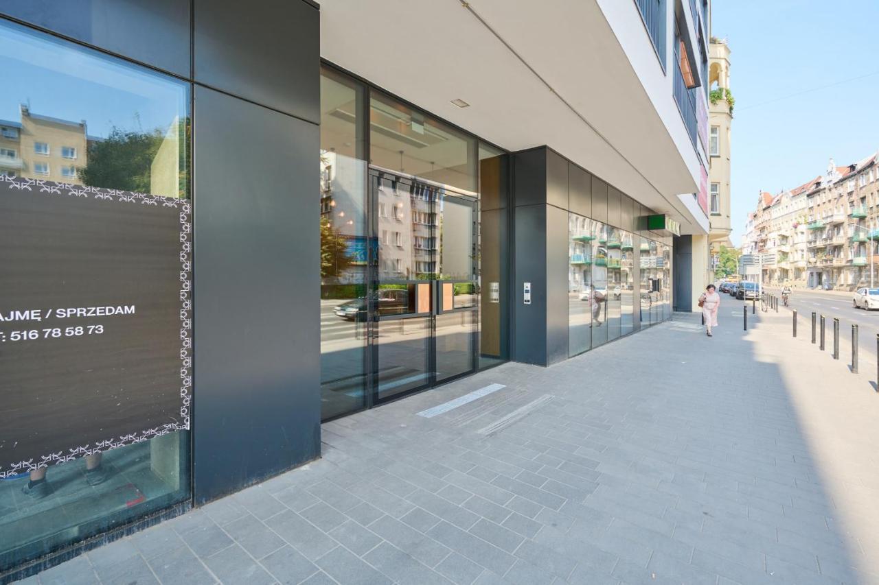 Nowoczesny Apartament Z Balkonem I Parkingiem W Centrum Wroclawia By Noclegi Renters מראה חיצוני תמונה